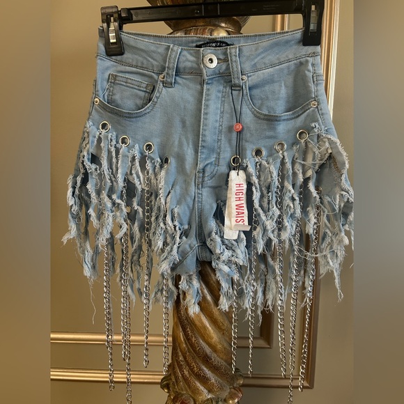 RedFox Jeans Chain Fringe Distressed High Rise Denim Shorts Y2K Grunge Size 24 - Picture 2 of 4